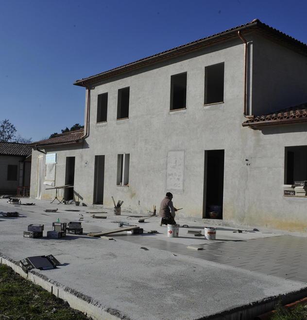 Quindici migranti ospitati a Roccastrada in quella che fu la “casa dell’amore”