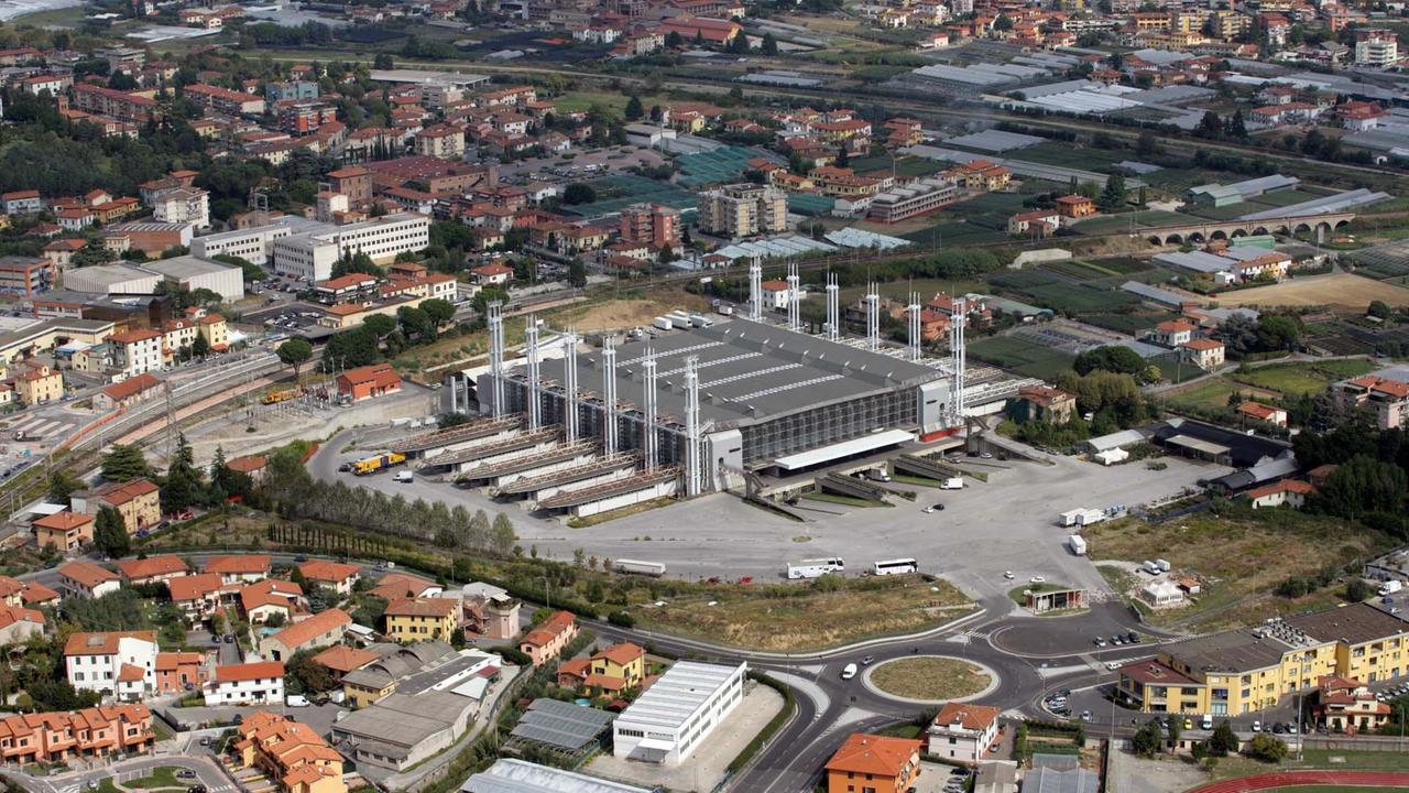 Mercato dei fiori: «Si commissari il Mefit»