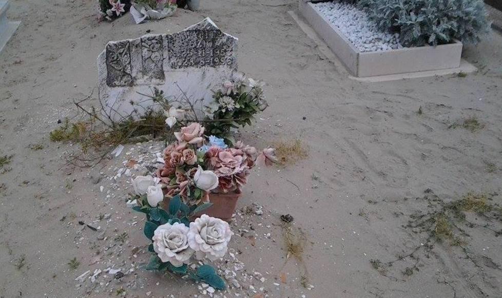 «Cimitero in condizioni pietose» 
