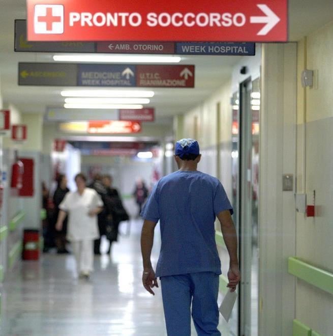 “Regali” per circa 60mila euro dal direttore ai dipendenti Asl 