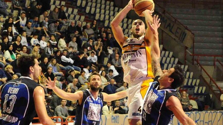 Bottegone al completo per gara uno playoff