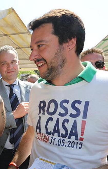 Salvini ai contestatori: «Mi fate tristezza» 