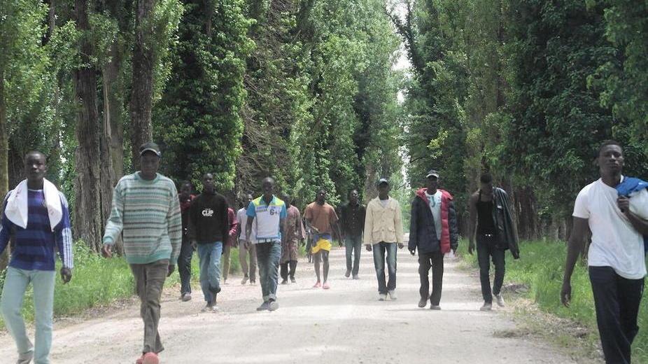 Sos profughi, il prefetto: serve centro d’accoglienza