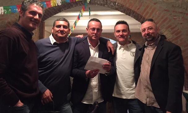 Festa a sorpresa e auguri a Carlo
