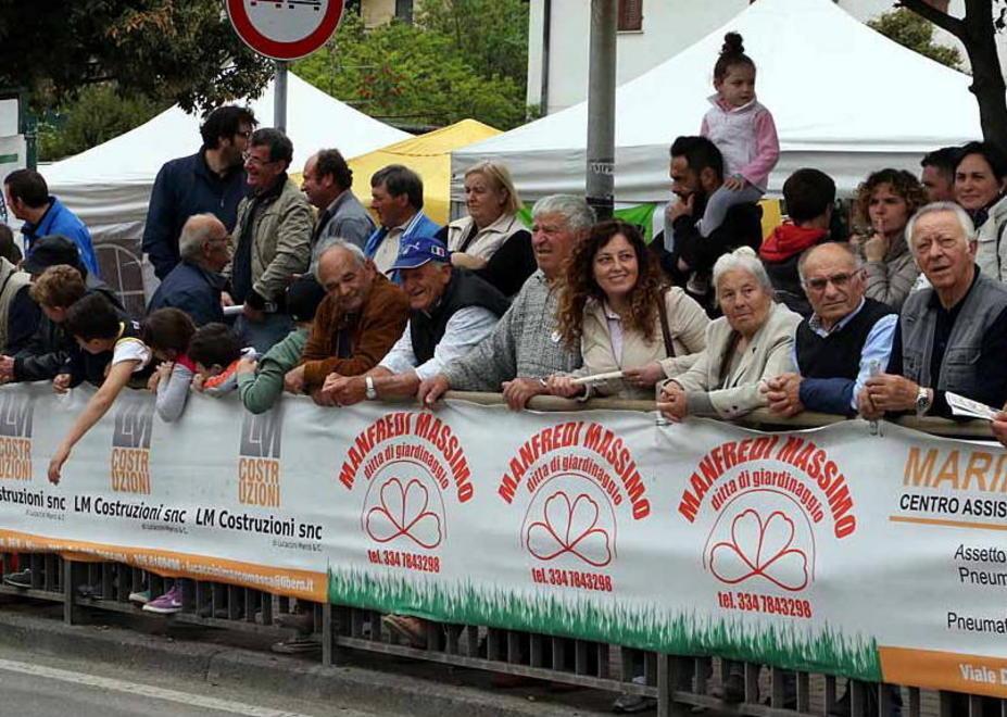 «Il mio successo più bello», e il pubblico lo applaude 