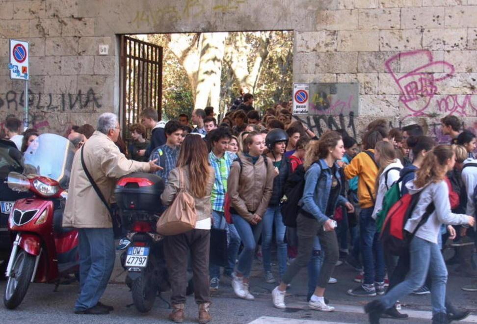 Sabato senza scuola il Comune non ci sta