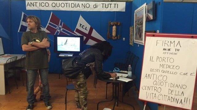 Petizione dei circoli per lasciare libero il porto Mediceo 