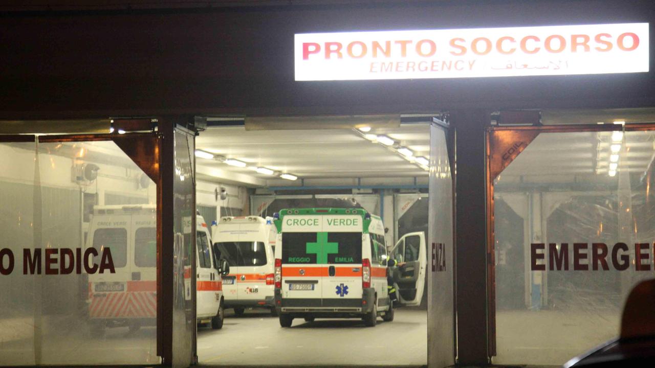Anello incastrato nel dito, arrivano i pompieri