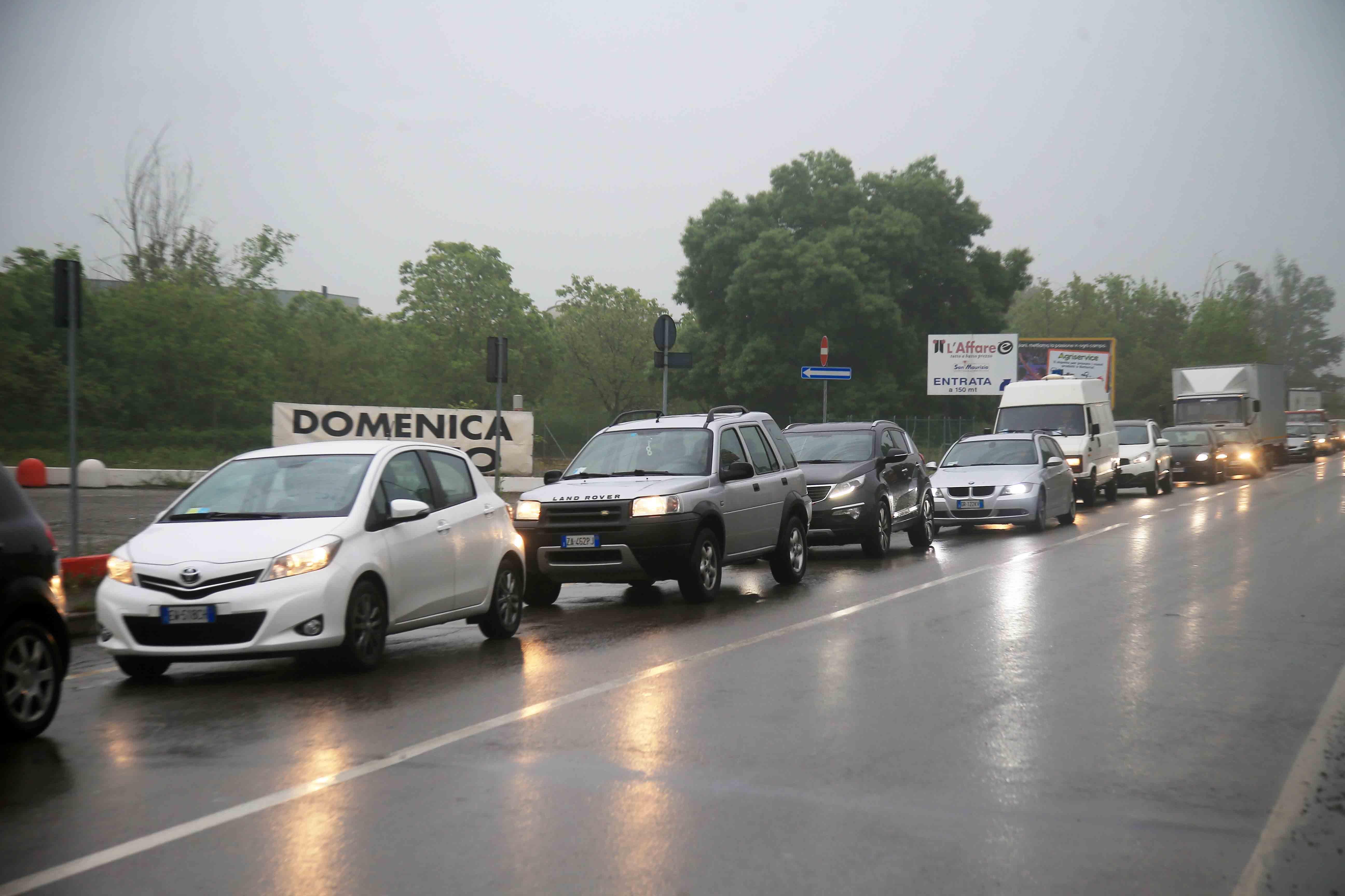 Scontro sulla via Emilia, traffico in tilt a San Maurizio