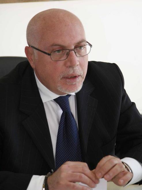 Rigata l’auto del viceprefetto 