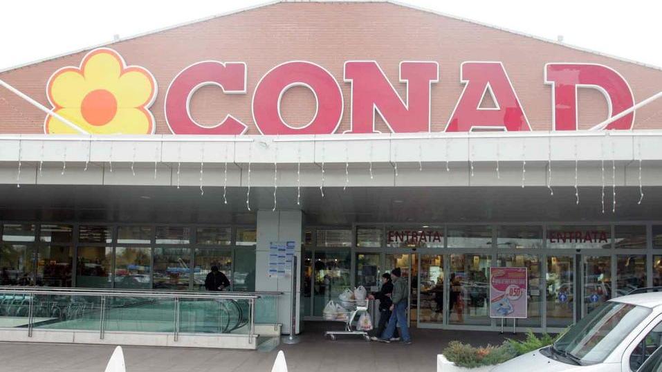 Conad Le Vele, chiuso per ampliamento