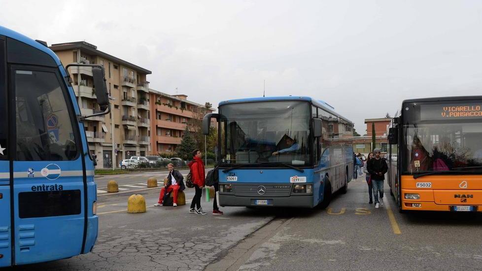 Alla Ctt è rottura, autobus fermi