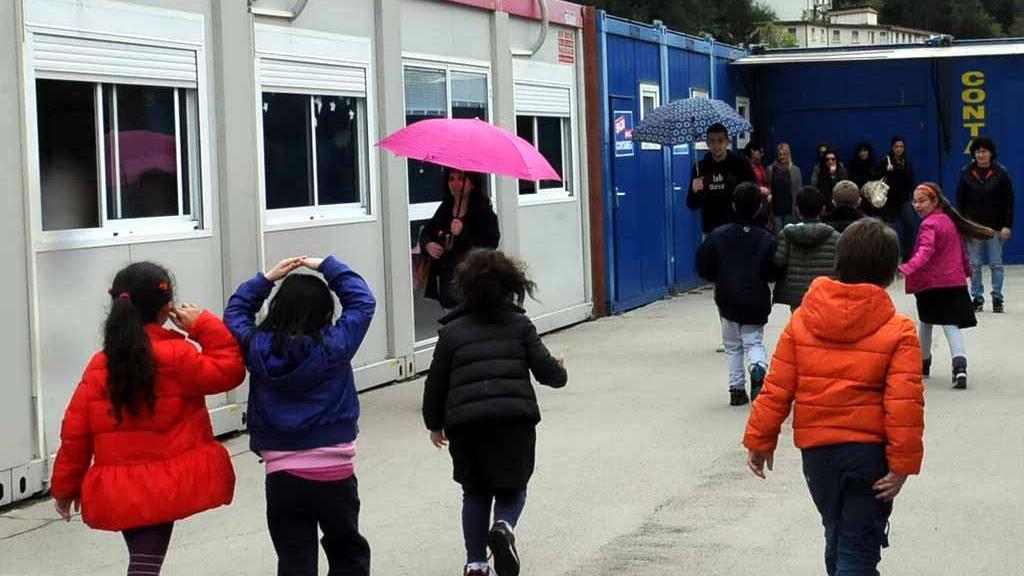 Scuola nei container a Aulla
