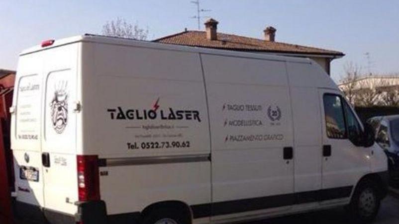 Rubano il furgone di una ditta, appello su Fb per ritrovarlo