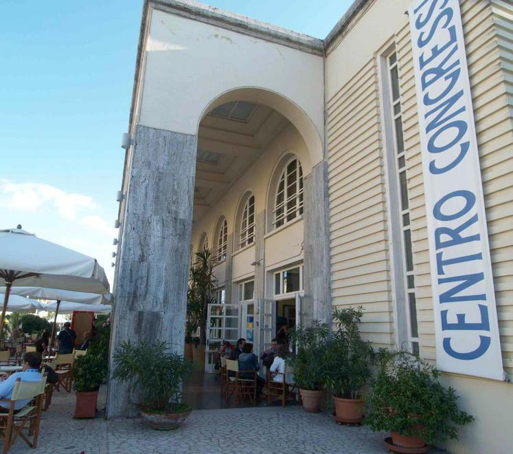 Partecipate, futuro nero per ottanta dipendenti 