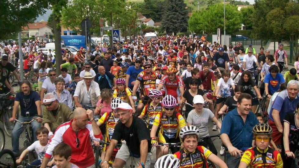 Venerdì la Padulata ecologica ritrovo in piazza degli Alpini