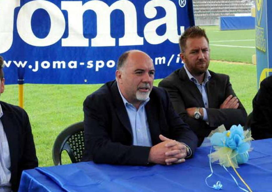 Carrarese in ritiro e tutti sotto esame per i match della vita 