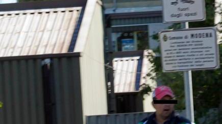 La gang di accattoni torna nei parcheggi