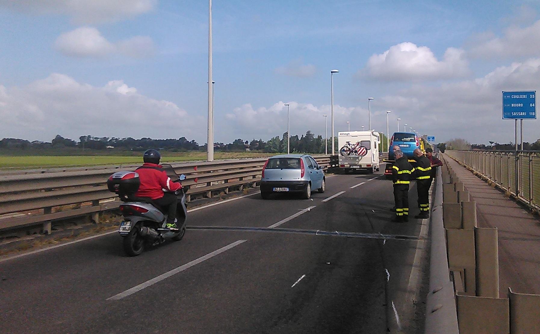 Oristano, tamponamento nel ponte sul Tirso: un ferito 