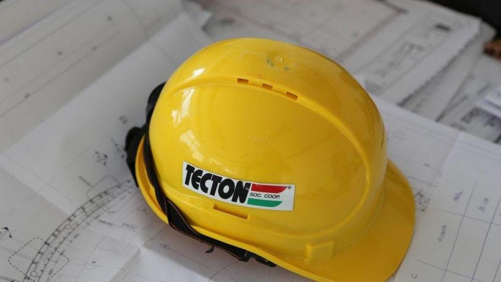Tecton, 90 giorni di tempo per presentare il concordato