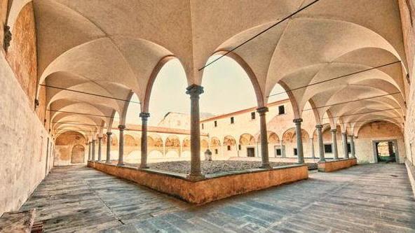 Il Comune mette in vendita due ex conventi