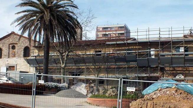 Cantiere anti frana in piazza Manzoni