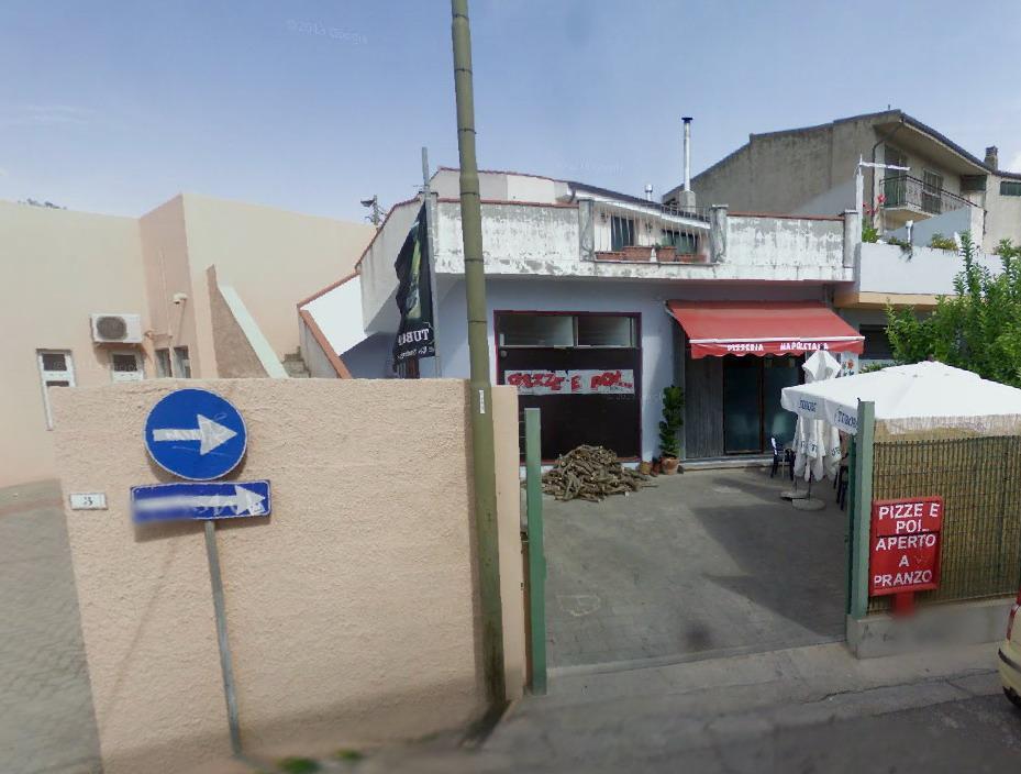 Sanluri, l'impastratrice gli risucchia il braccio: pizzaiolo in ospedale