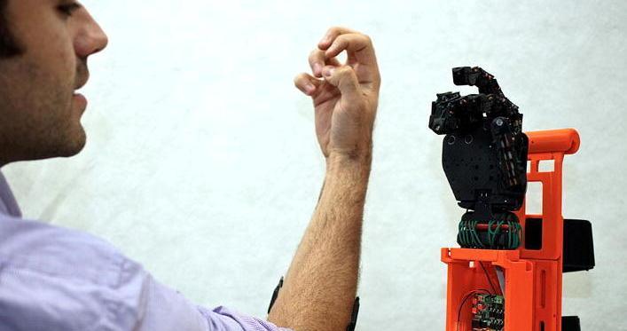 Ecco le nuove mani robotiche morbide come quelle vere 