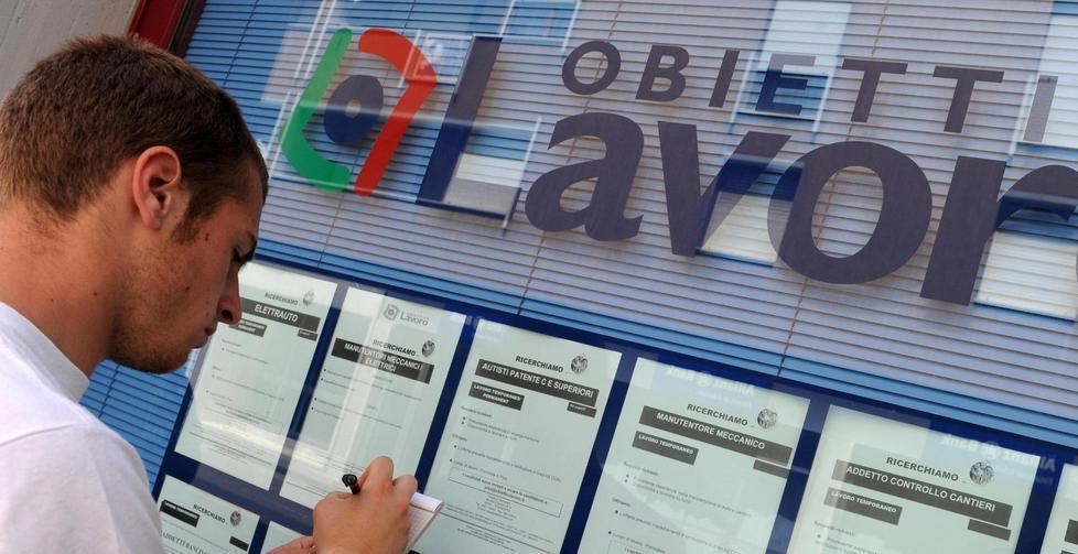 Covid a Reggio Emilia, occupazione stabile in 4 imprese su 5 