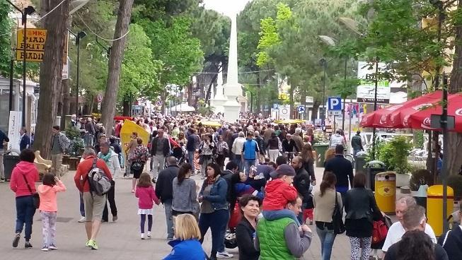 Viale Carducci l'1 maggio