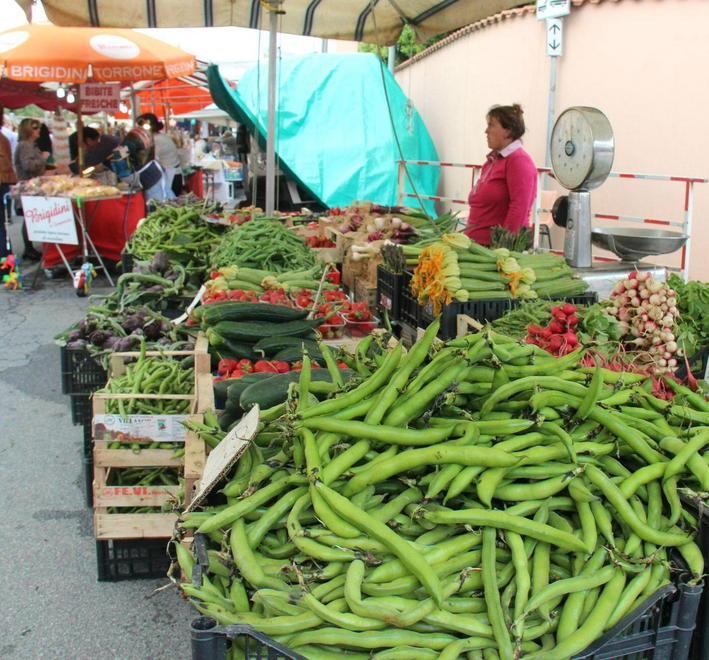 Il Comitato della sagra «Ecco perché lasciamo»