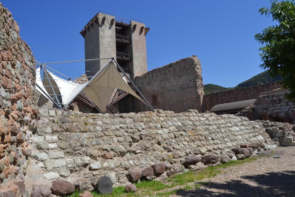 A Bosa la pacifica invasione degli Instagramers 