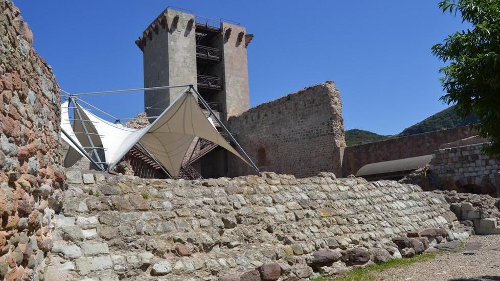 A Bosa la pacifica invasione degli Instagramers