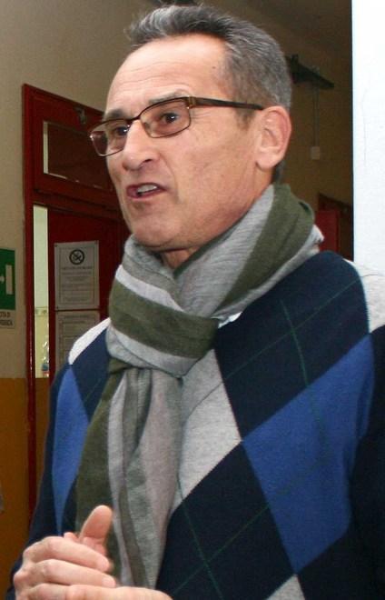 Ora è guerra aperta tra Pd e sindaco che si ricandiderà 