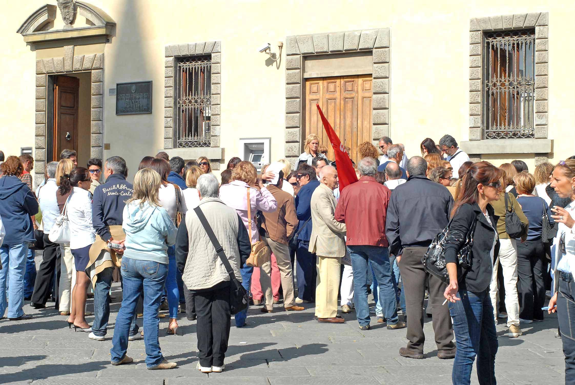 Presidio in piazza per "difendere la Costituzione"