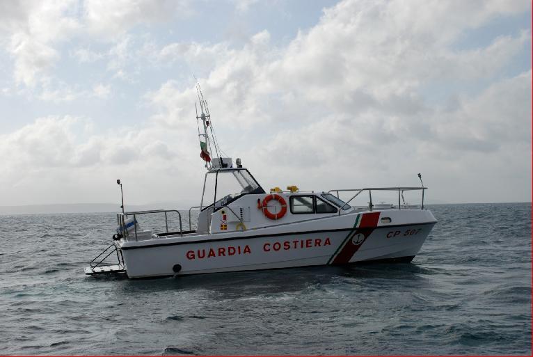Teulada, scafista si spaccia per migrante 15enne: arrestato 