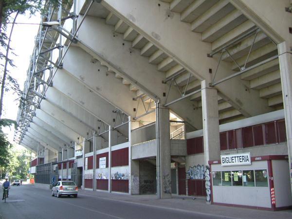 Calcio, la Reggiana gestirà lo stadio Mirabello