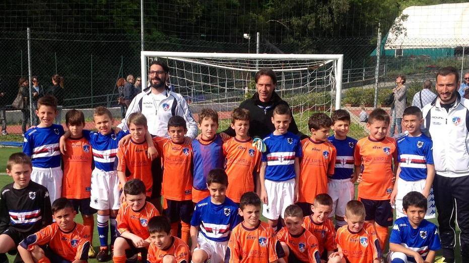 I ragazzi del Pisa Ovest ospiti (e avversari) della Sampdoria