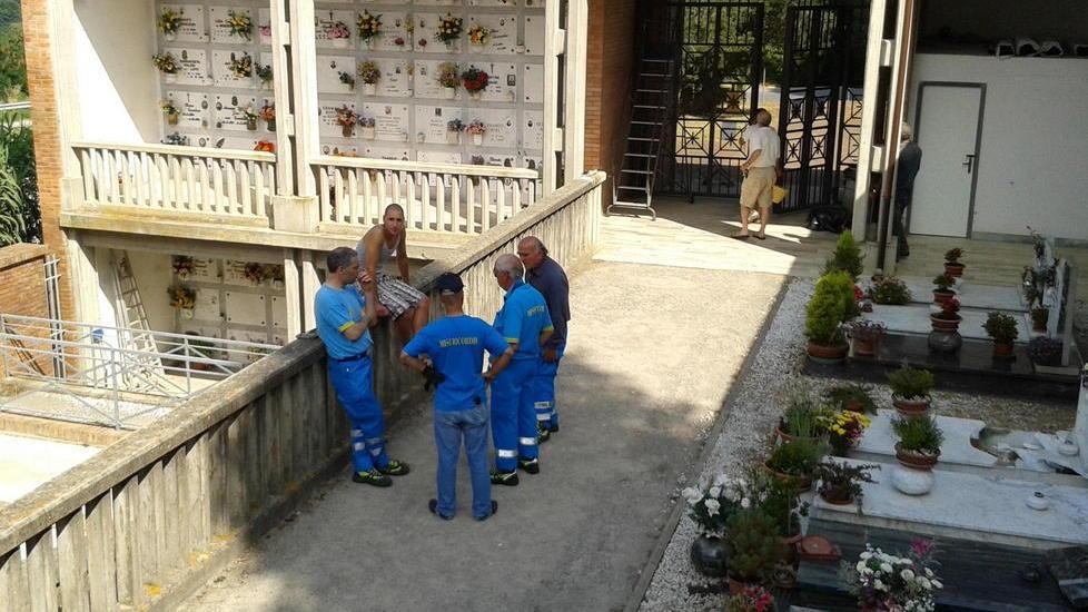 Famiglia accusa: sottrazione di cadavere