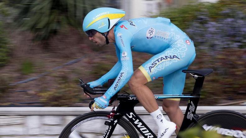 Zakarin trionfa, Nibali soffre
