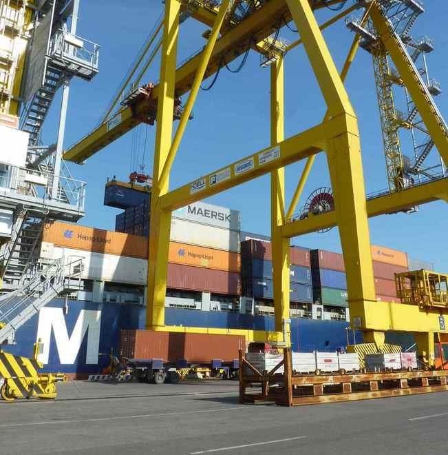 Maggio di fuoco per il porto In arrivo i funzionari Bei 