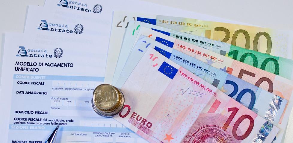 Deduzioni e detrazioni, ecco come pagare meno tasse