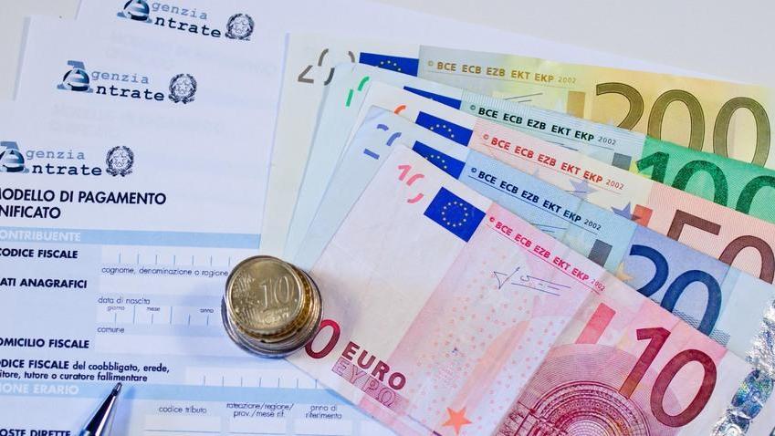 Deduzioni e detrazioni, ecco come pagare meno tasse