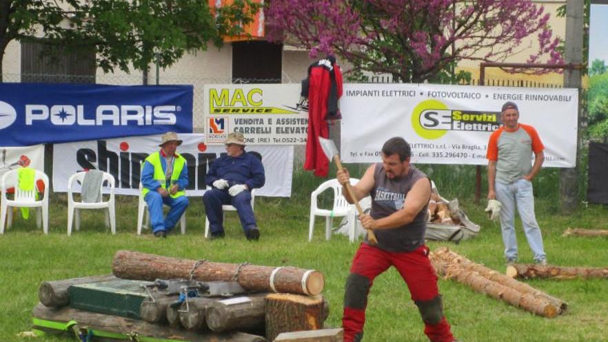 Tanti boscaioli a raduno per il “Triathlon”