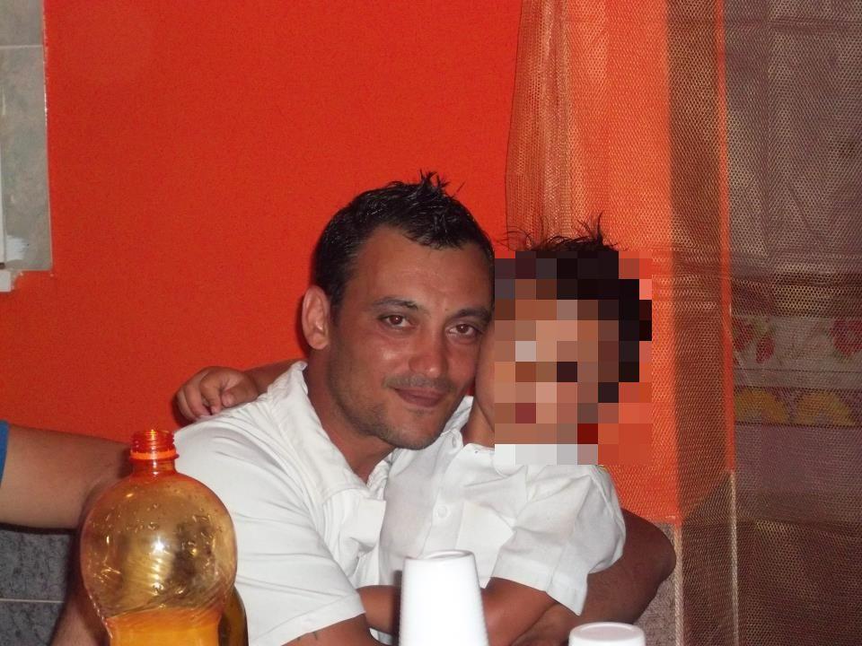 Travolto da un'auto a Fabbrico, muore un ciclista di 37 anni