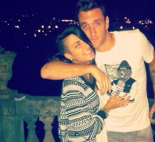 Martina e Gonzalo abbracciati