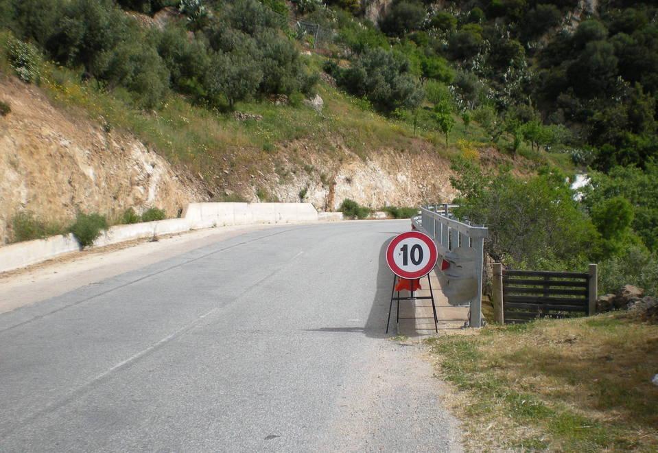 Lodè, strade provinciali a scartamento ridotto 