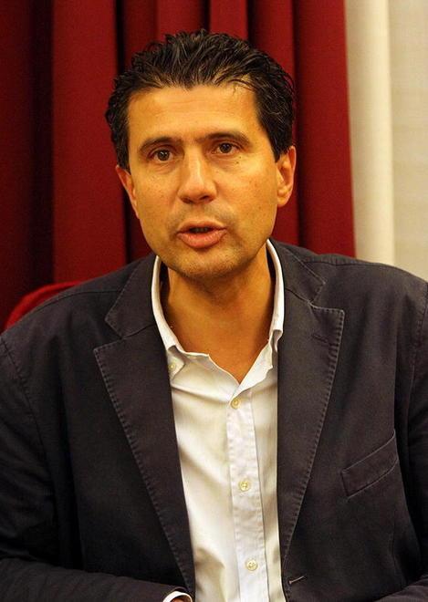 Millecinquecento firme a Firenze per il professor Marini