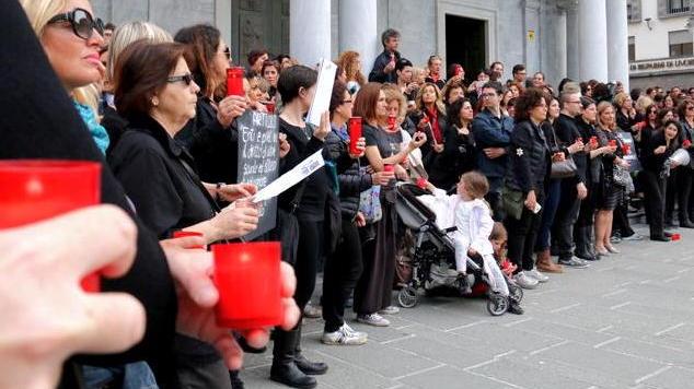 Flash mob contro la scuola di Renzi