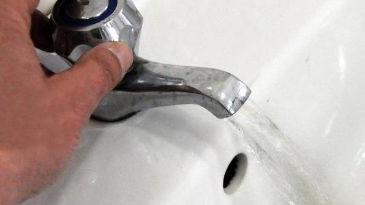Continuano i disagi, oggi manca l’acqua in molti quartieri